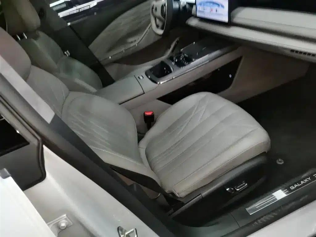 Galaxy Star 8 2025 Model 130km EM-i Flagship Edition — миниатюра 25