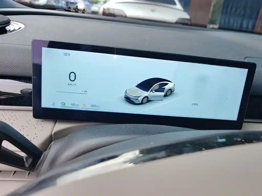 Galaxy Star 8 2025 Model 130km EM-i Premium Edition — миниатюра 4