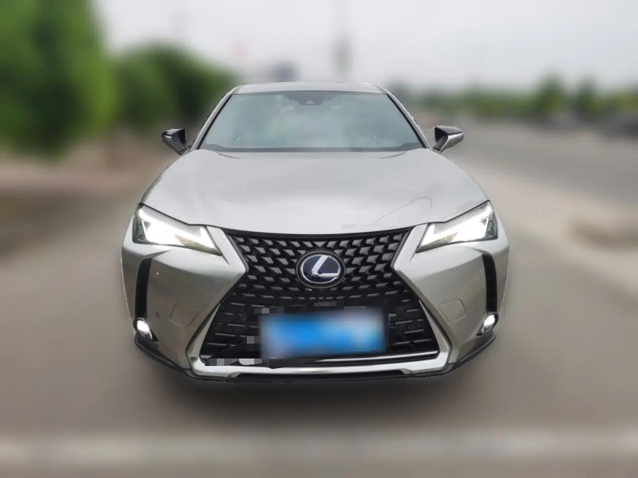 Lexus UX 2020 260h Explore & Adventure Edition — миниатюра 2