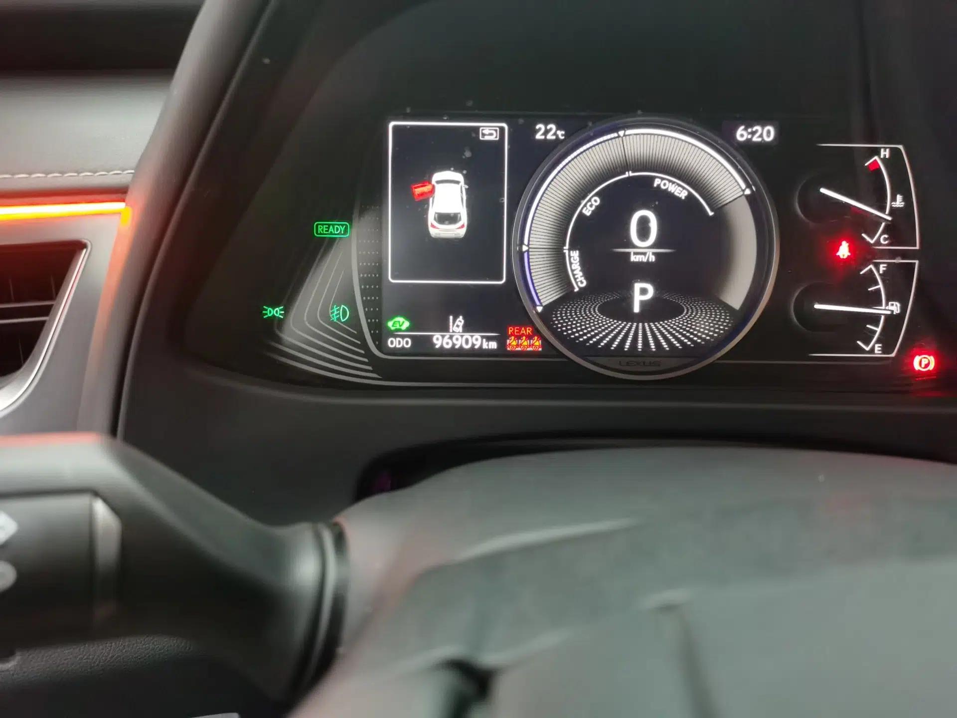 Lexus UX 2020 260h Explore & Adventure Edition — миниатюра 13