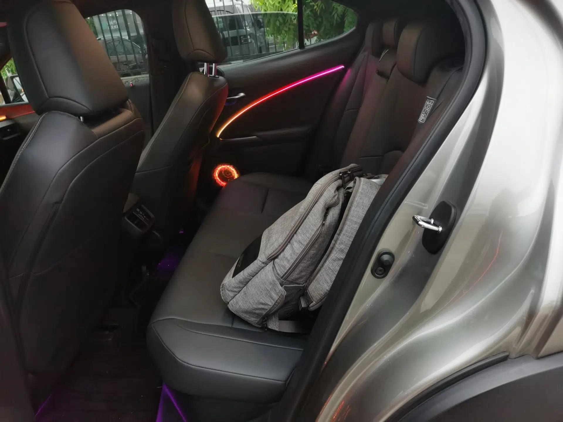 Lexus UX 2020 260h Explore & Adventure Edition — миниатюра 18