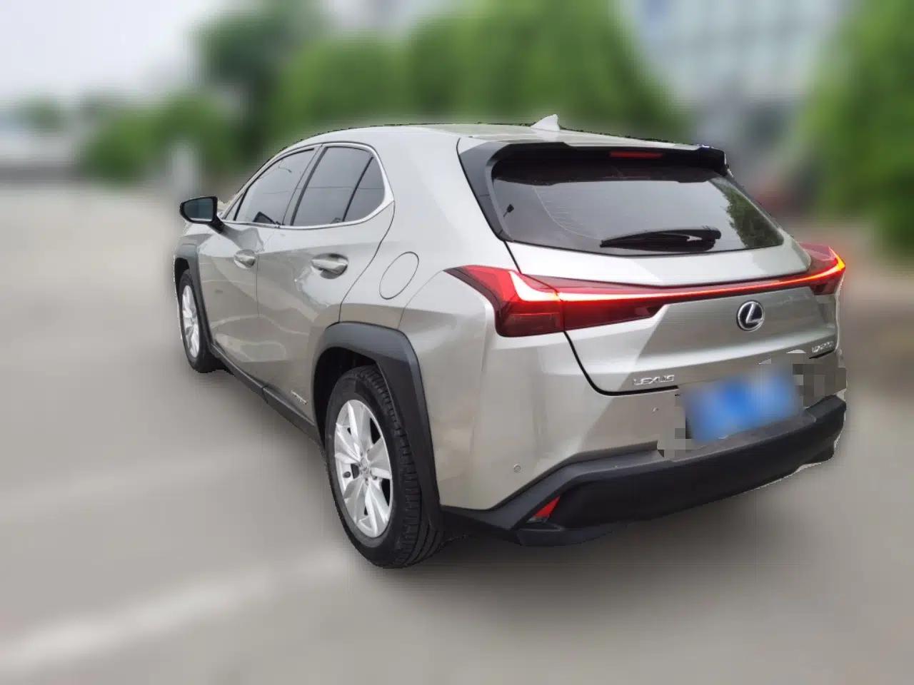 Lexus UX 2020 260h Explore & Adventure Edition — миниатюра 4