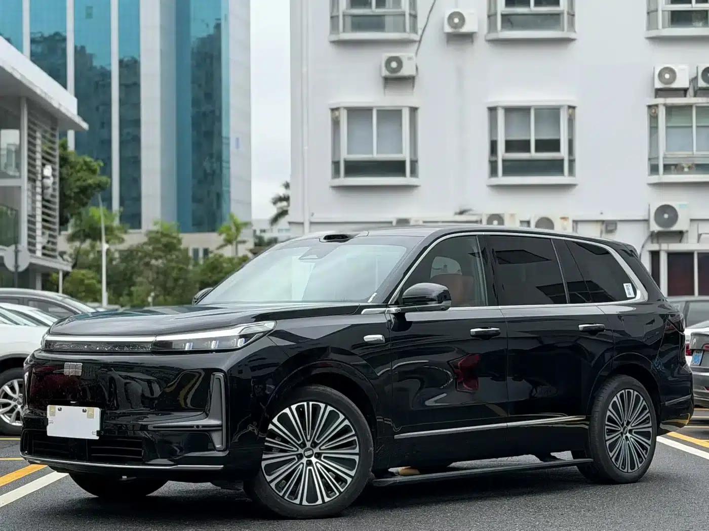 Galaxy M9 2025 210km/h AWD Navigator Edition — миниатюра 1