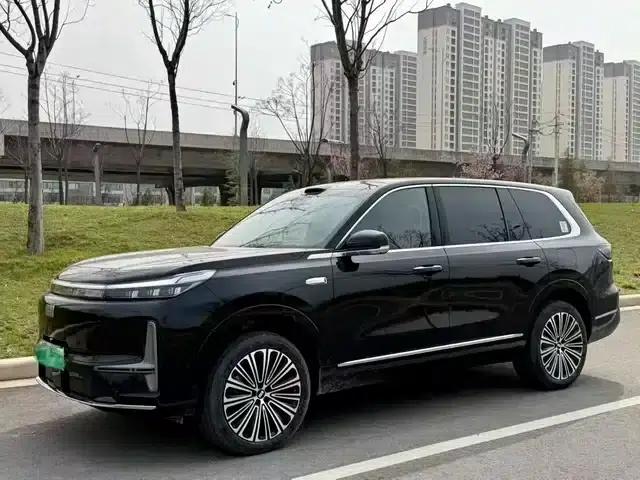 Galaxy M9 2025 230km/h 2WD Explorer Edition