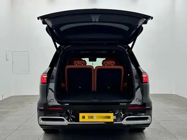 Galaxy M9 2025 210km/h AWD Navigator Edition — миниатюра 15