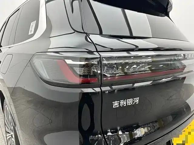 Galaxy M9 2025 210km/h AWD Navigator Edition — миниатюра 19