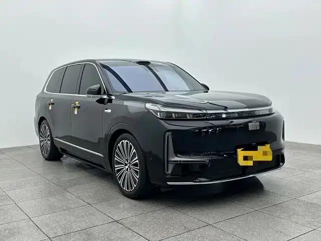 Galaxy M9 2025 210km/h AWD Navigator Edition — миниатюра 3