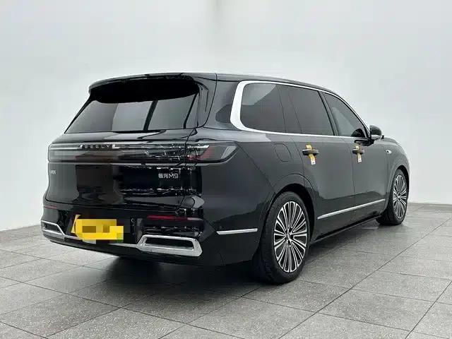 Galaxy M9 2025 210km/h AWD Navigator Edition — миниатюра 6
