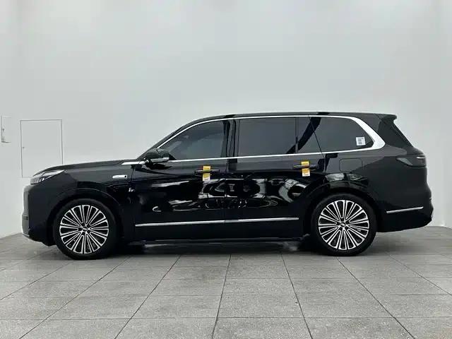 Galaxy M9 2025 210km/h AWD Navigator Edition — миниатюра 8