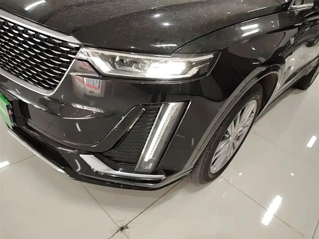 Cadillac XT6 2022 2.0T Six-Seat AWD Luxury — миниатюра 24