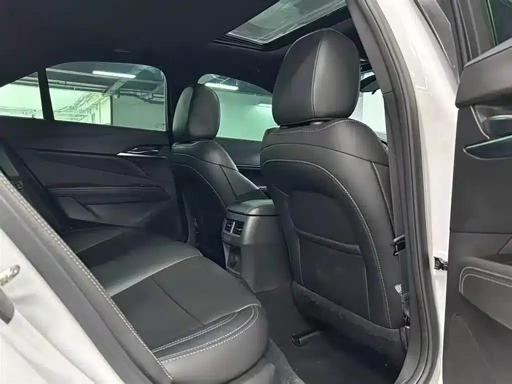 Cadillac CT4 2021 28T Fashion Edition — миниатюра 6