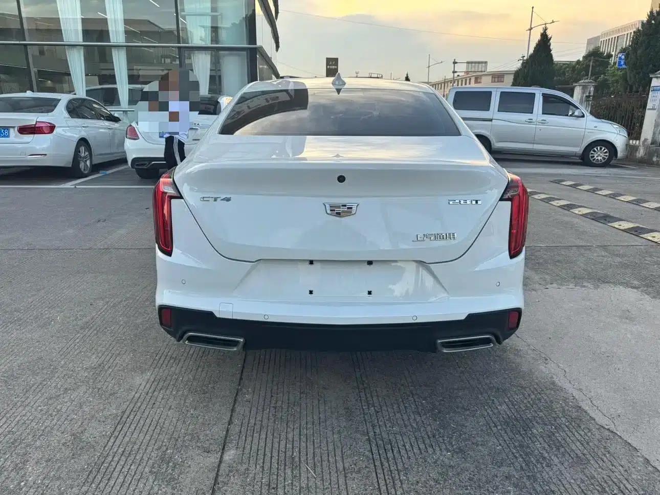 2022 Cadillac CT4 28T Luxury — миниатюра 11