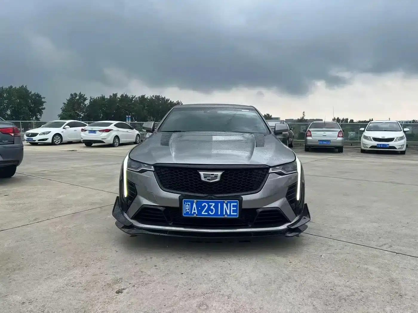 2022 Cadillac CT4 28T Luxury — миниатюра 2