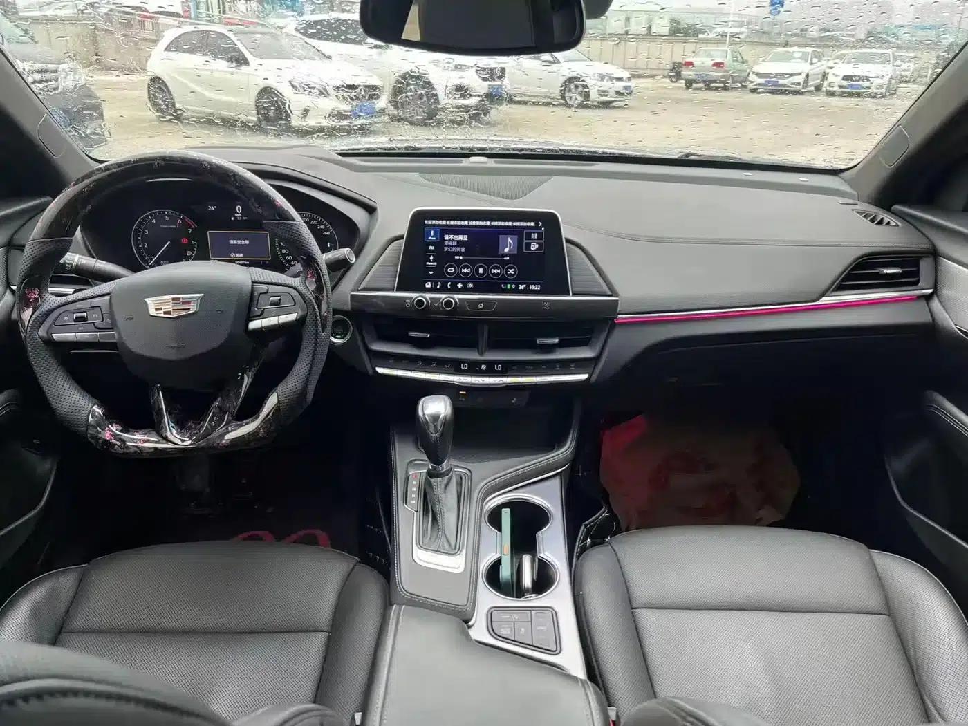 2022 Cadillac CT4 28T Luxury — миниатюра 5
