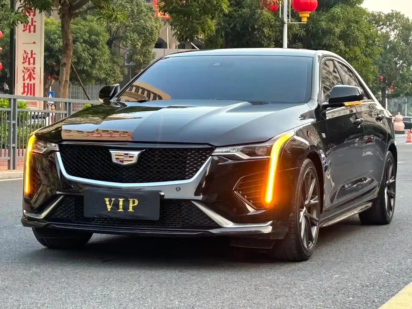 2022 Cadillac CT4 28T Premium — миниатюра 1