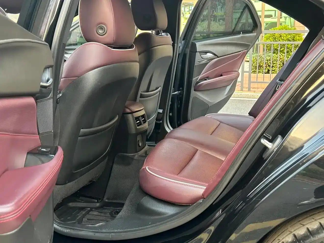 2022 Cadillac CT4 28T Premium — миниатюра 13