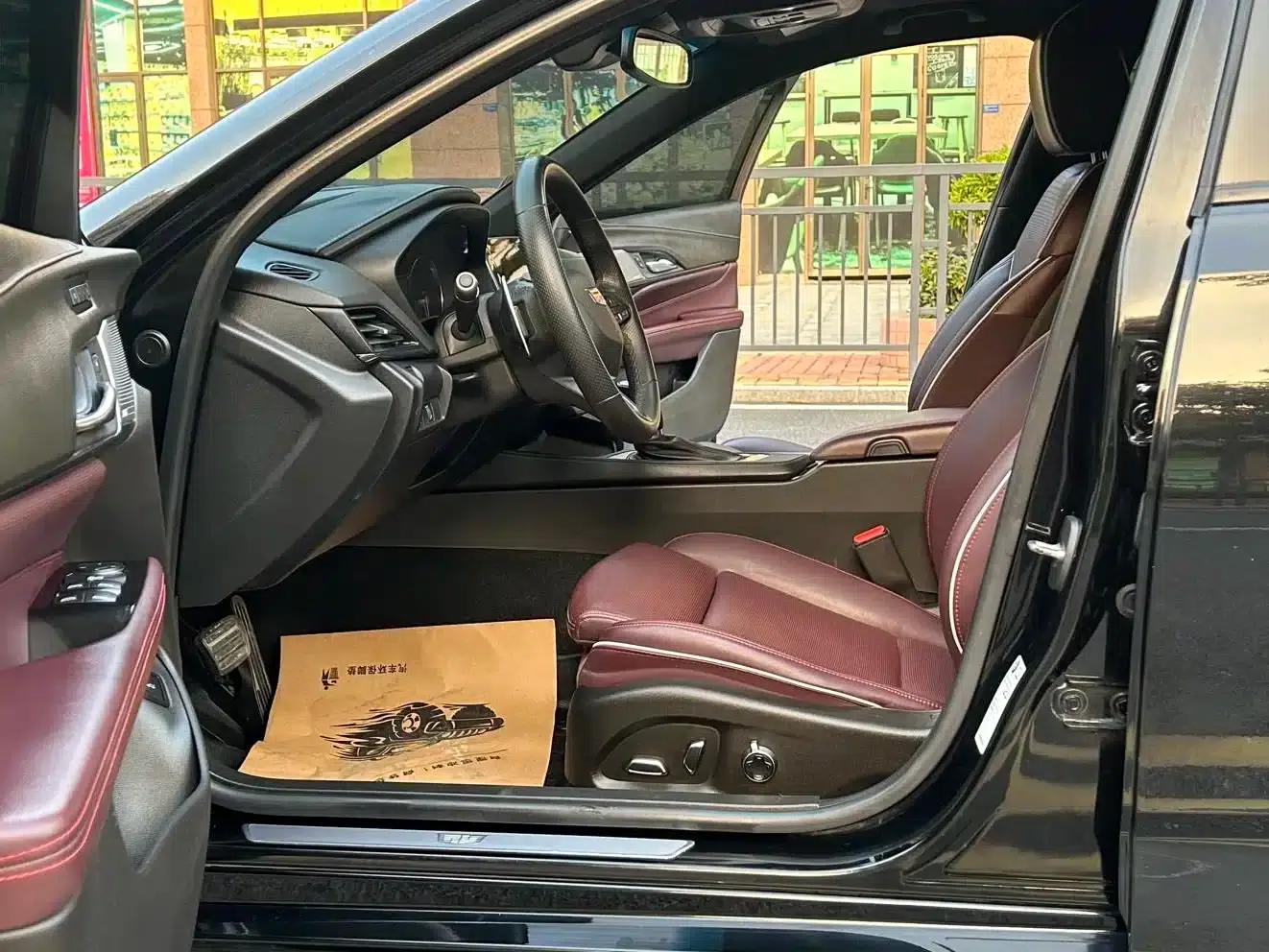2022 Cadillac CT4 28T Premium — миниатюра 7