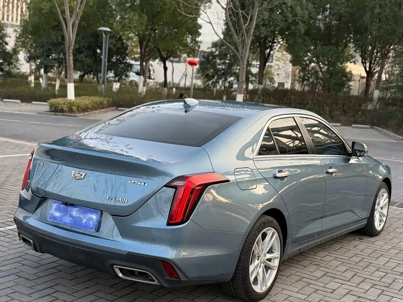 2023 Cadillac CT4 25T Luxury — миниатюра 16