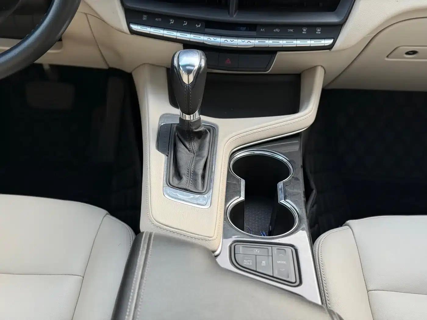 2023 Cadillac CT4 25T Luxury — миниатюра 10