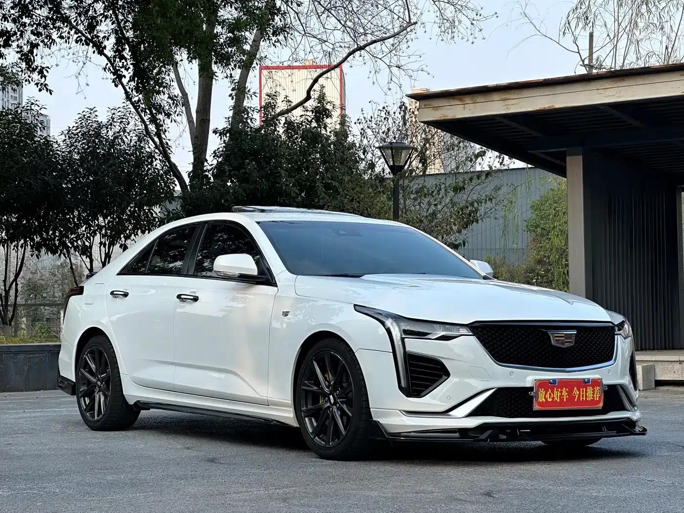 2020 Cadillac CT4 28T Elite — миниатюра 1