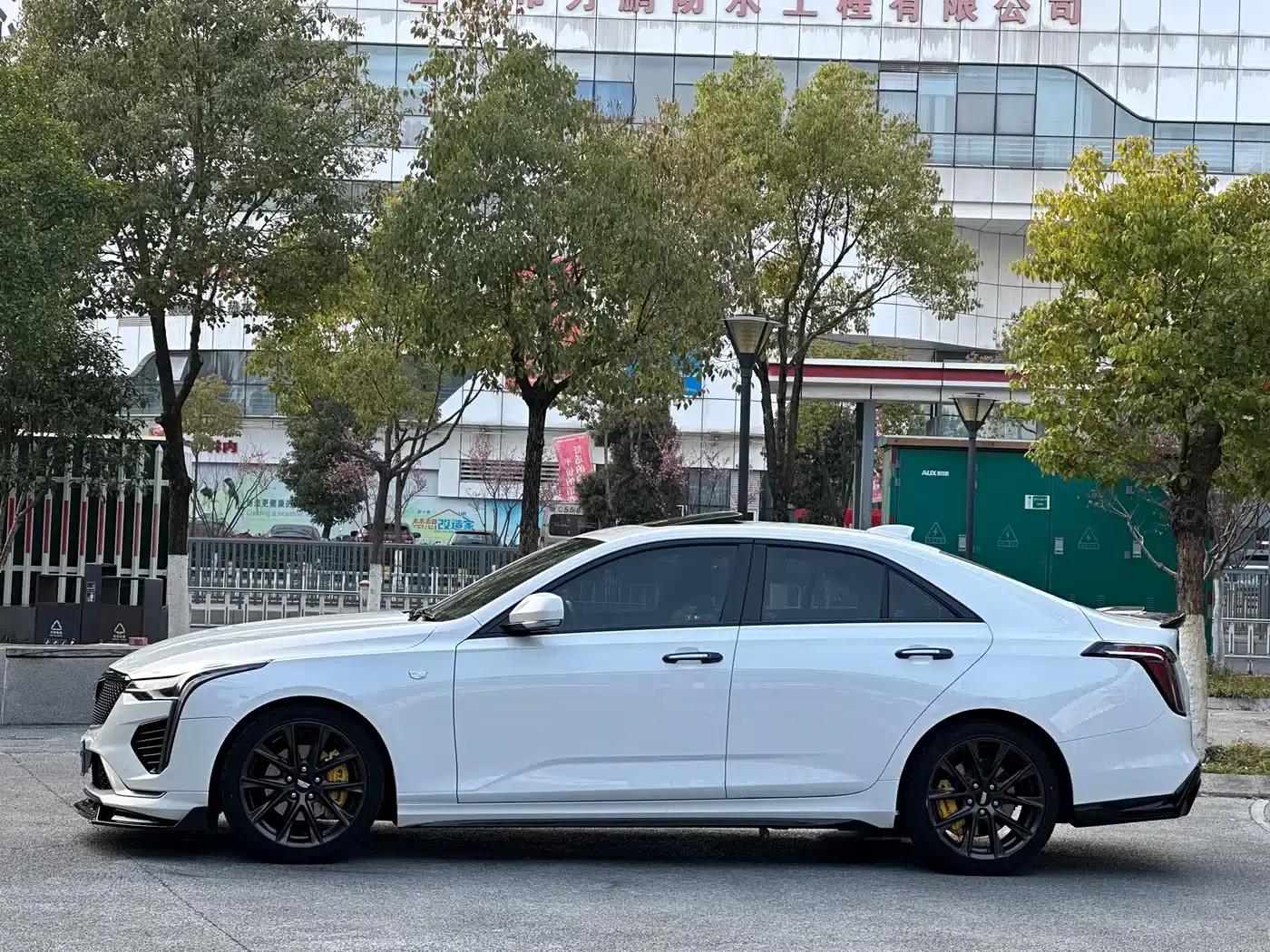 2020 Cadillac CT4 28T Elite — миниатюра 7