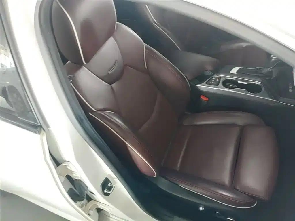 2022 Cadillac CT4 28T Premium — миниатюра 25