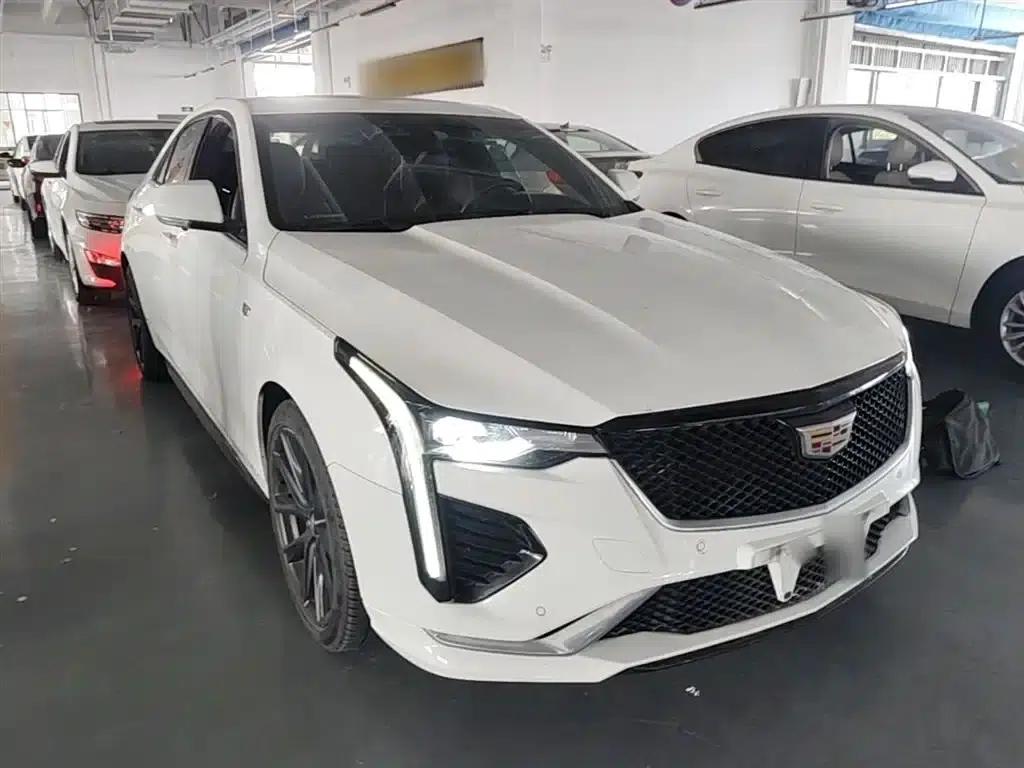 2022 Cadillac CT4 28T Premium — миниатюра 4