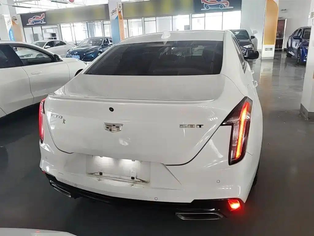 2022 Cadillac CT4 28T Premium — миниатюра 6