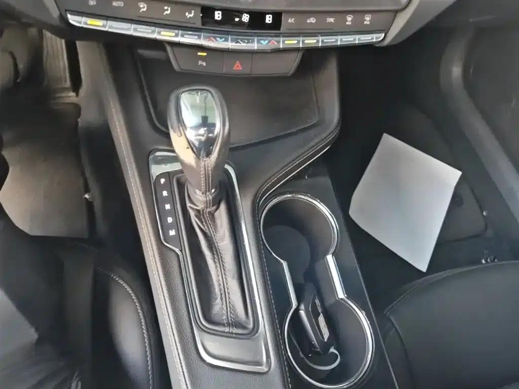 2023 Cadillac CT4 25T Fashion Edition — миниатюра 14