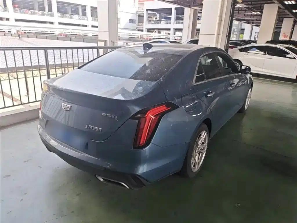 2023 Cadillac CT4 25T Fashion Edition — миниатюра 7
