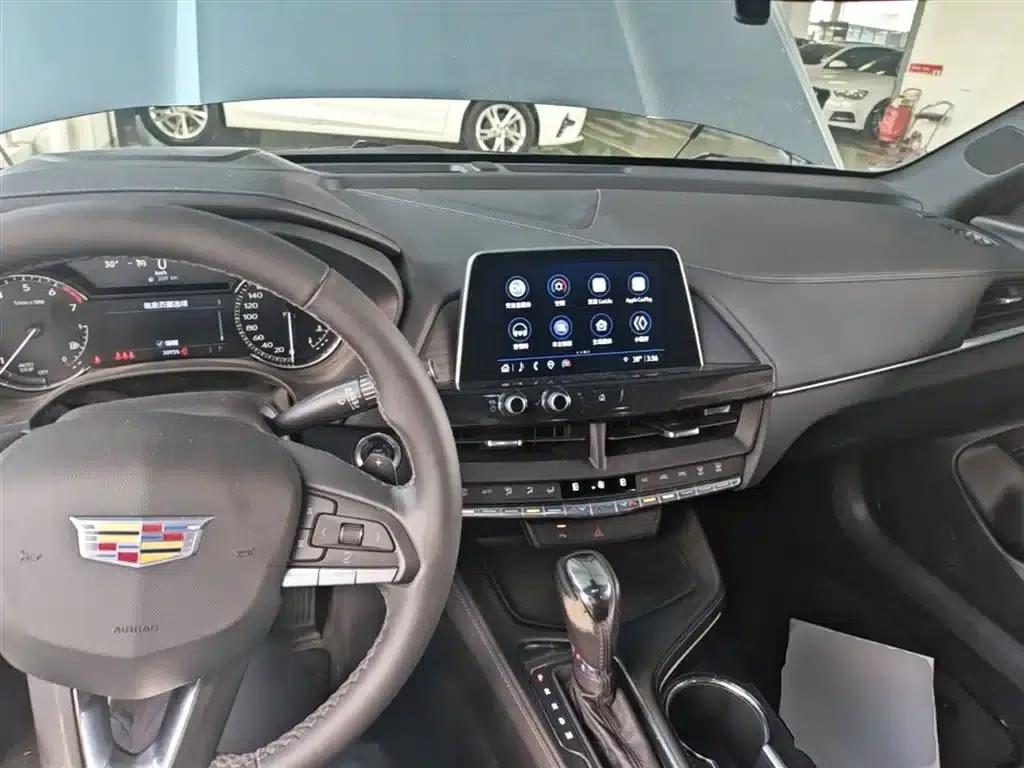 2023 Cadillac CT4 25T Fashion Edition — миниатюра 10