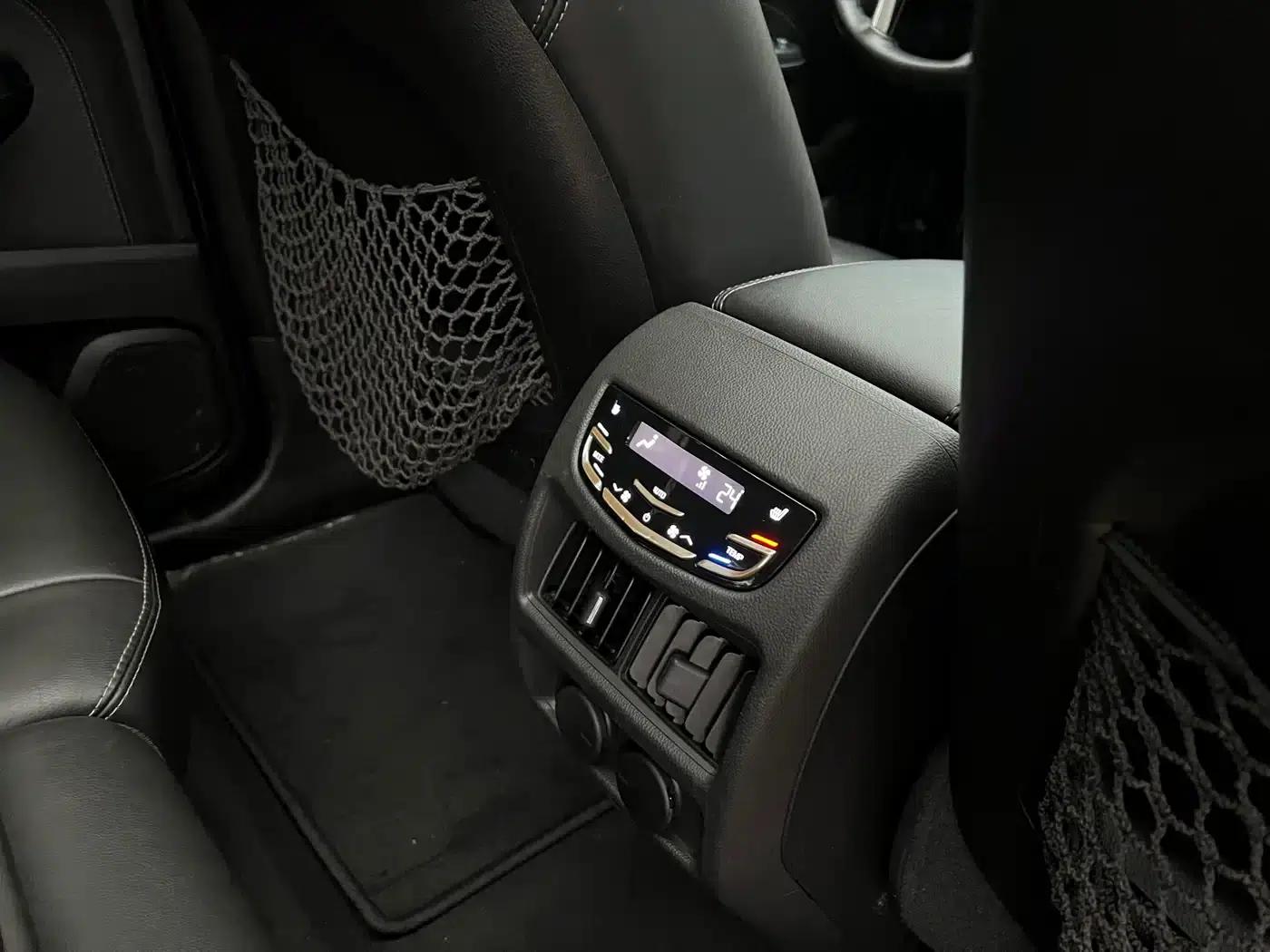 2014 Cadillac SRX 3.6L Flagship — миниатюра 12