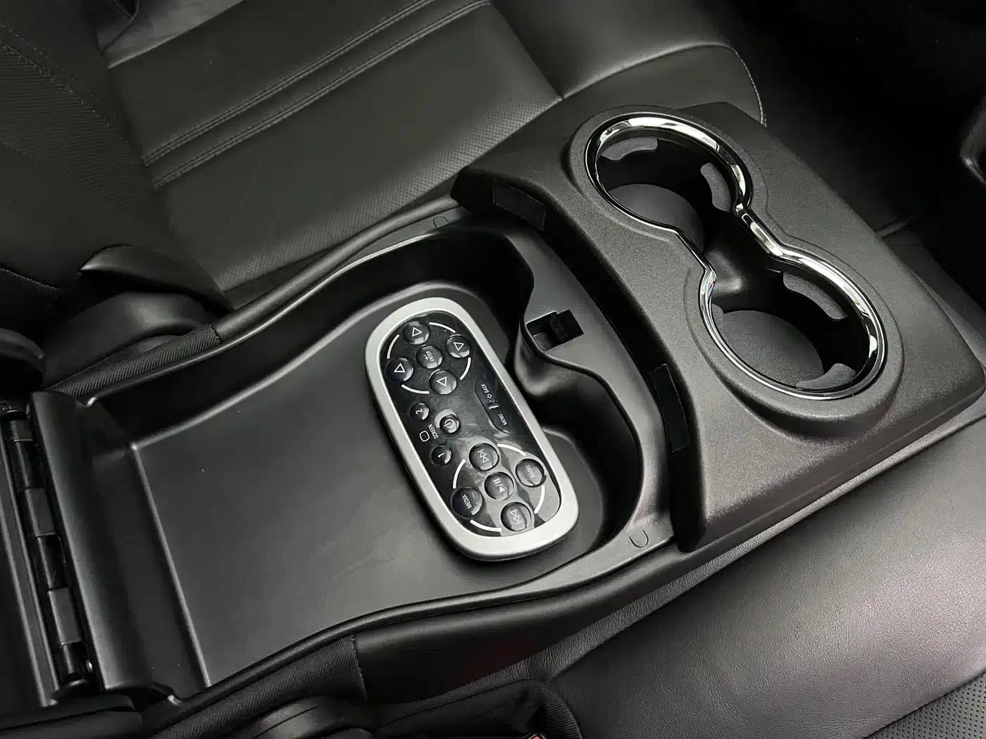 2014 Cadillac SRX 3.6L Flagship — миниатюра 13