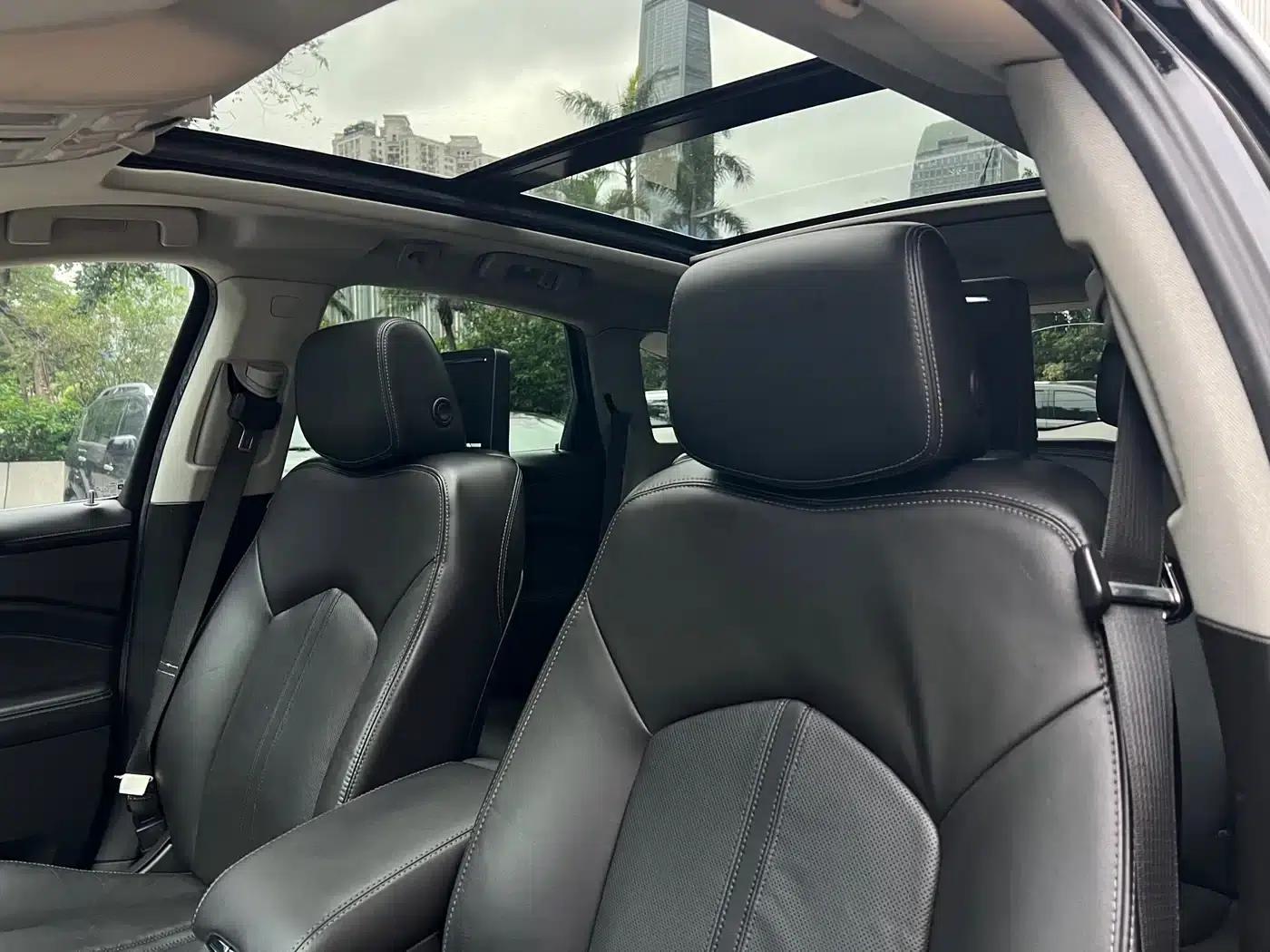 2014 Cadillac SRX 3.6L Flagship — миниатюра 23