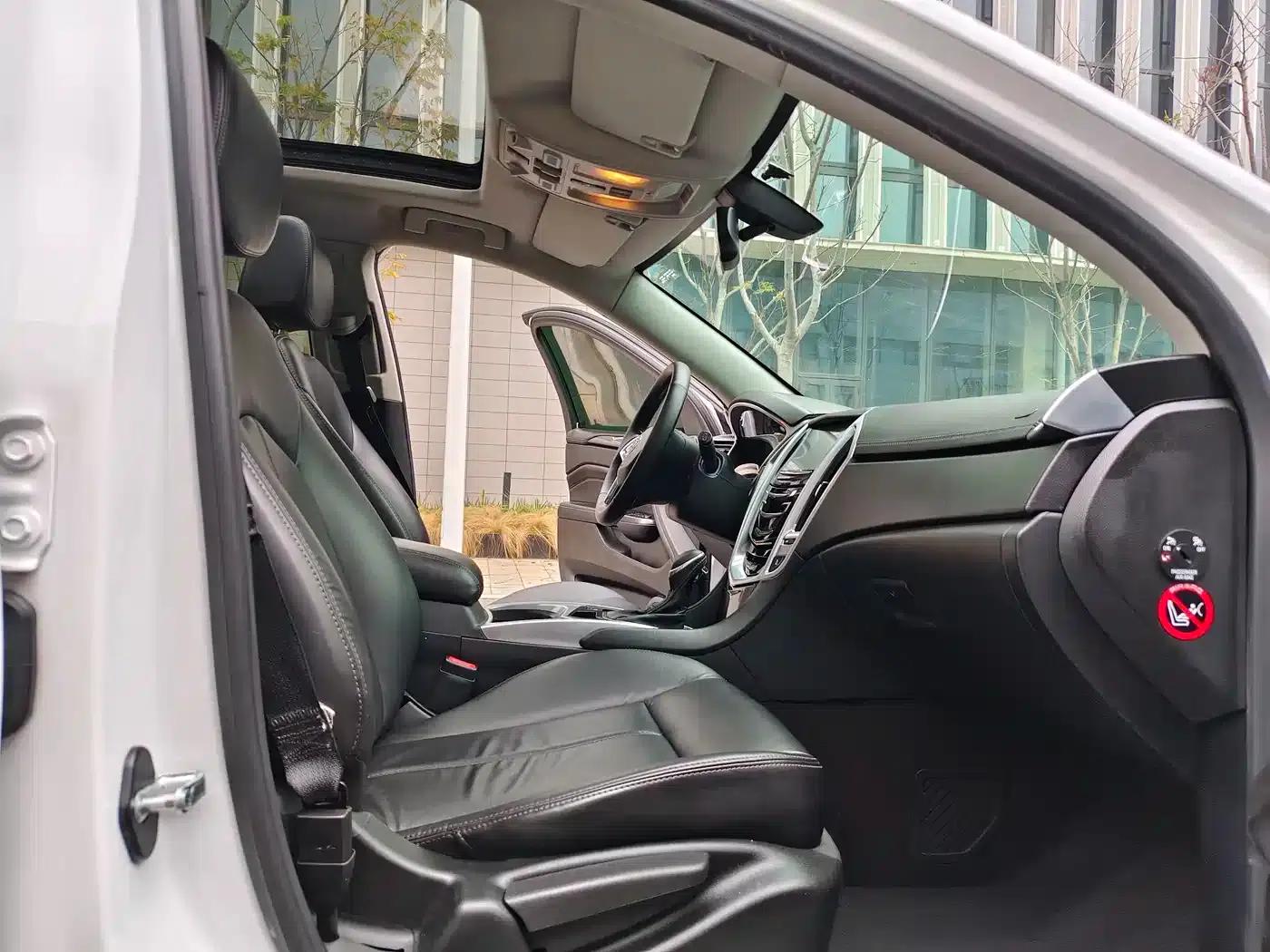 2013 Cadillac SRX 3.0L Comfort — миниатюра 8