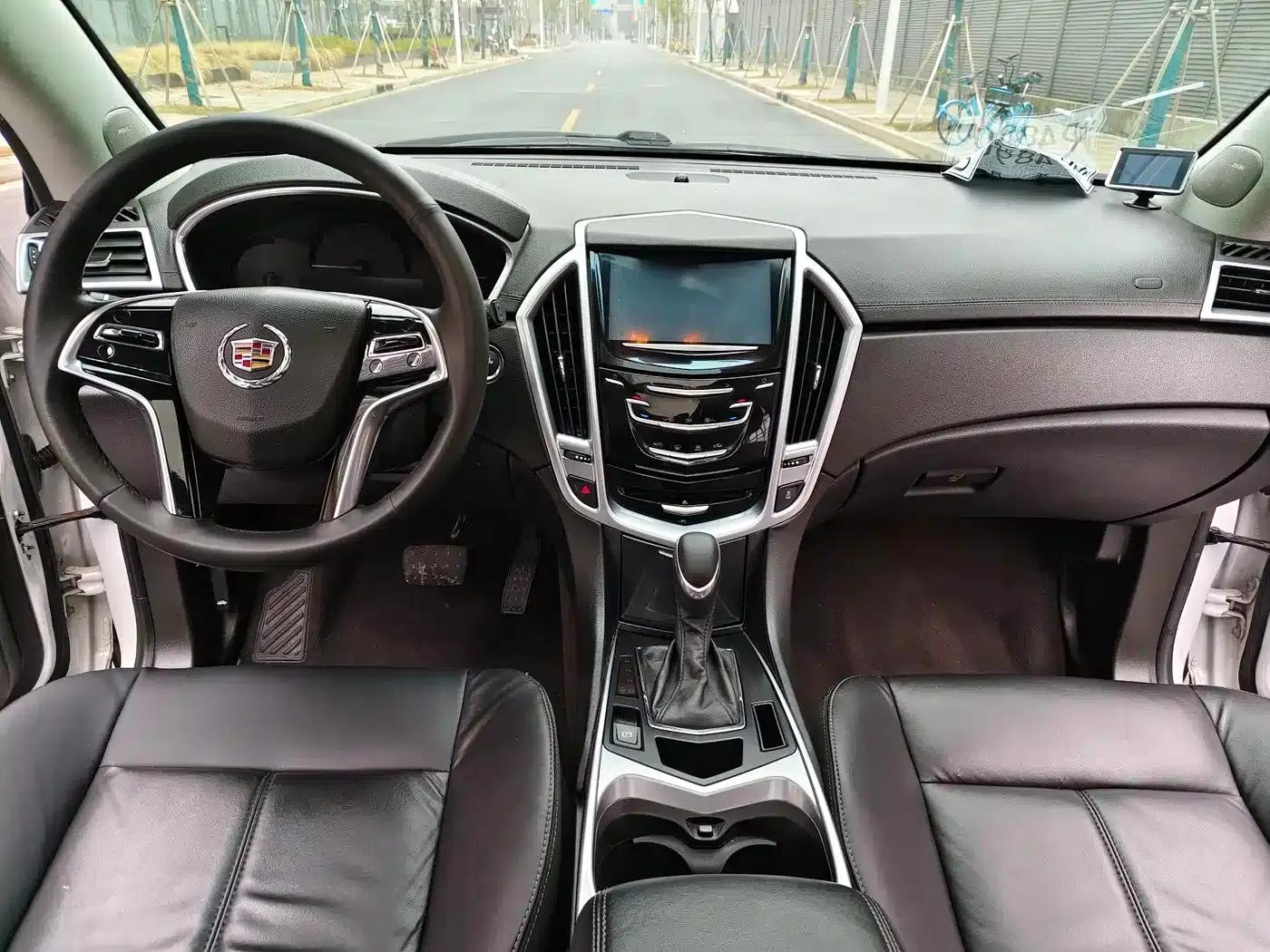 2013 Cadillac SRX 3.0L Comfort — миниатюра 9