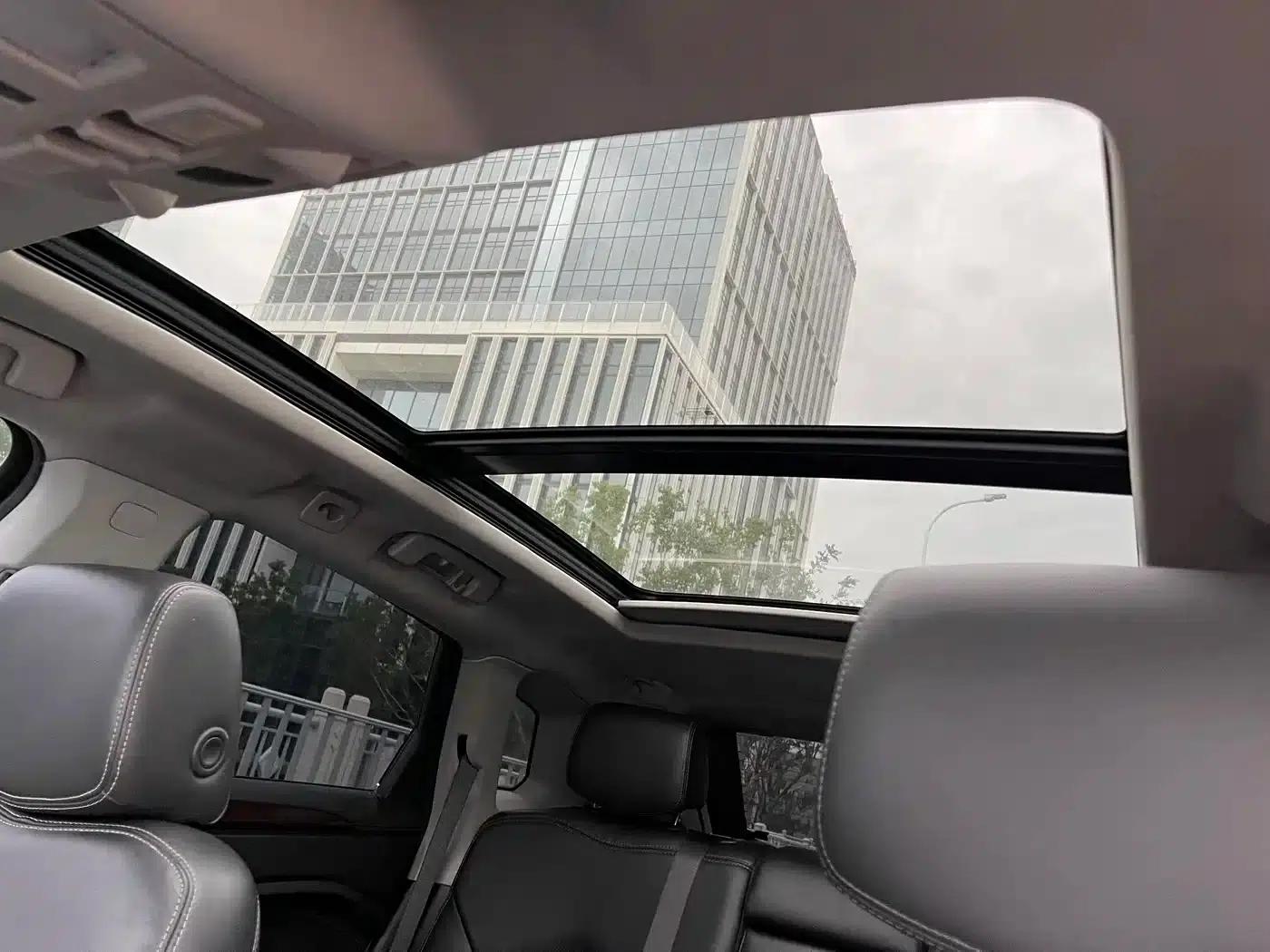 2012 Cadillac SRX 3.0L Luxury — миниатюра 12