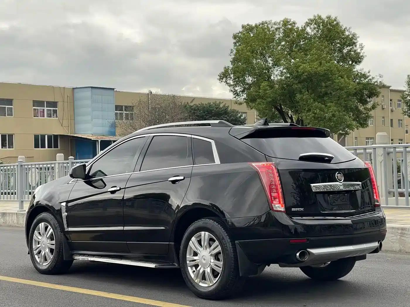 2012 Cadillac SRX 3.0L Luxury — миниатюра 4