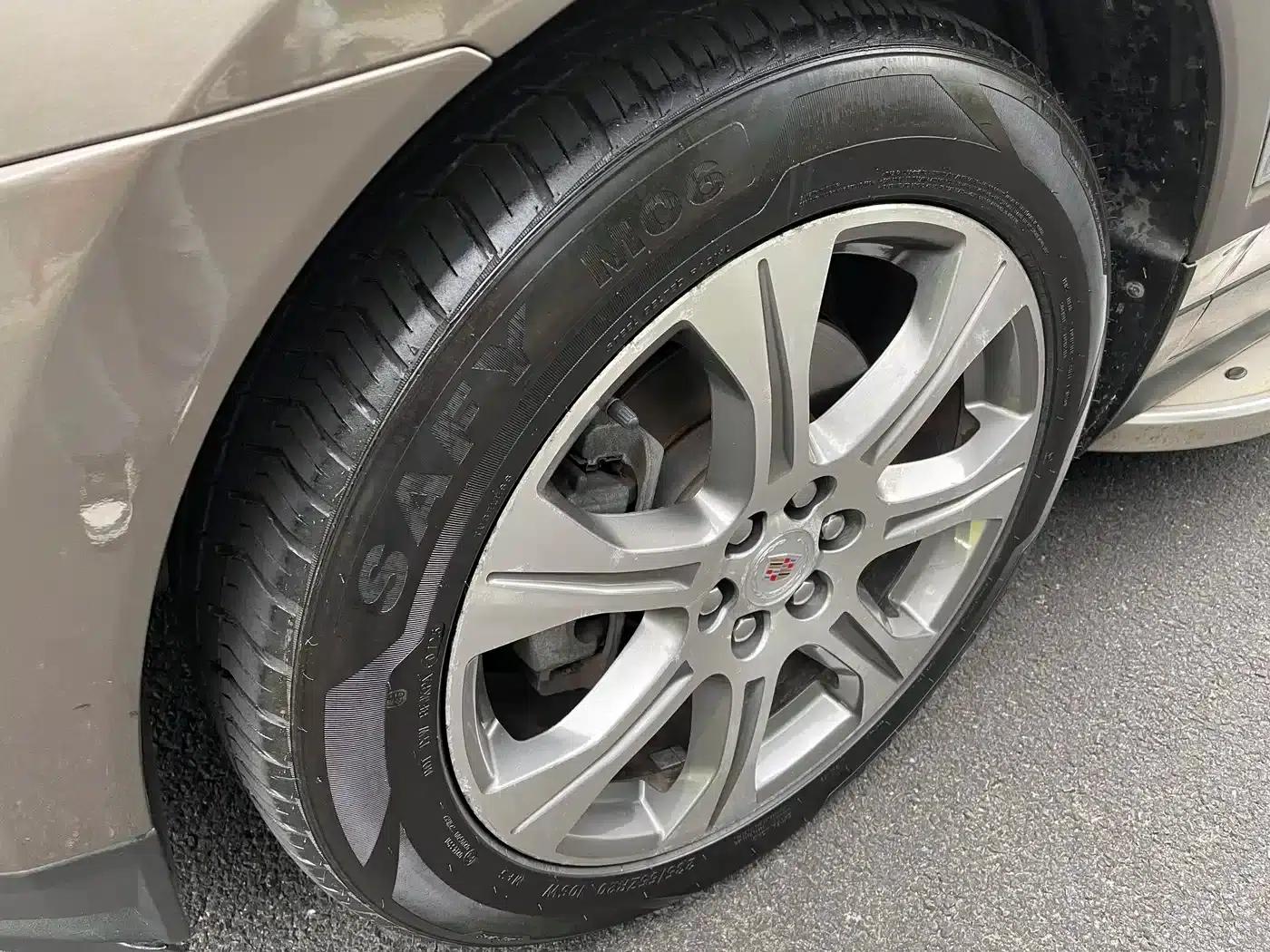 2012 Cadillac SRX 3.0L Premium Edition — миниатюра 16