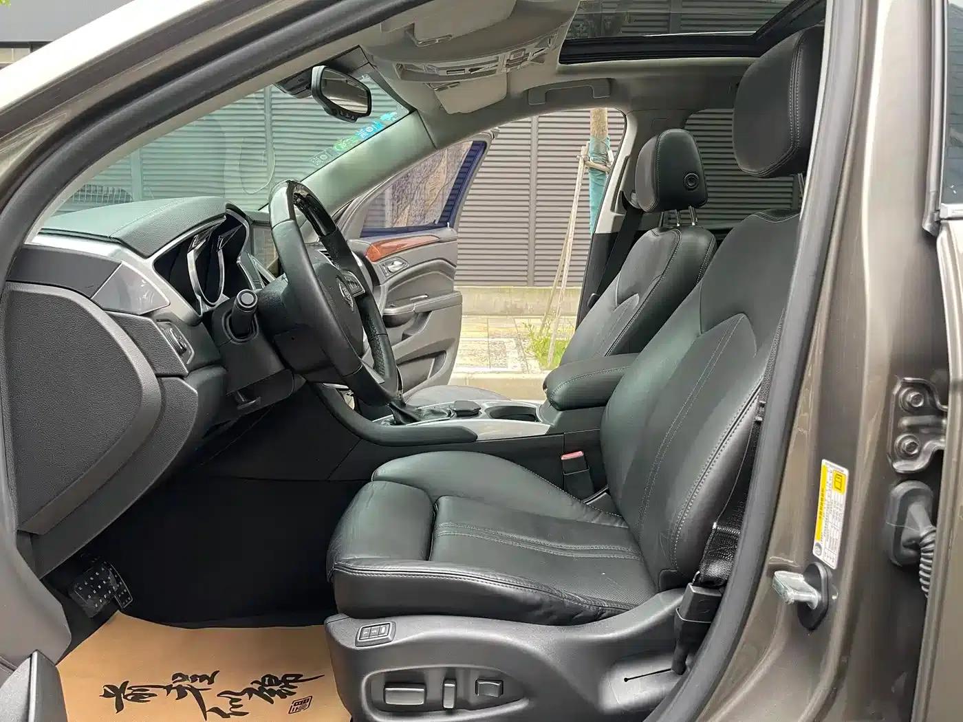2012 Cadillac SRX 3.0L Premium Edition — миниатюра 6