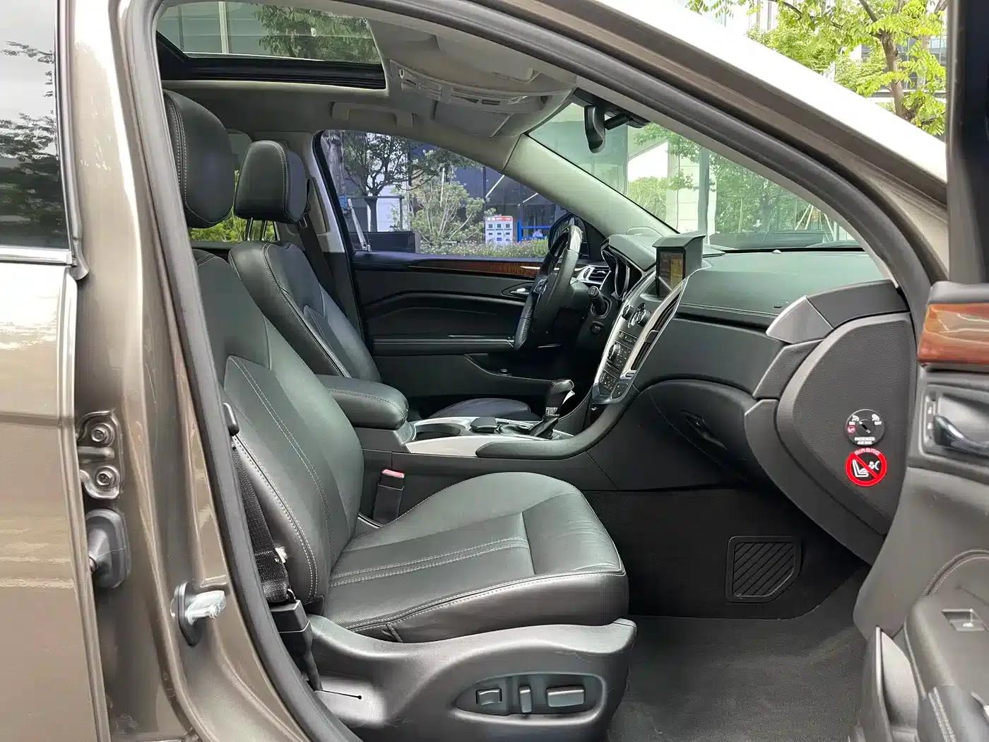 2012 Cadillac SRX 3.0L Premium Edition — миниатюра 7