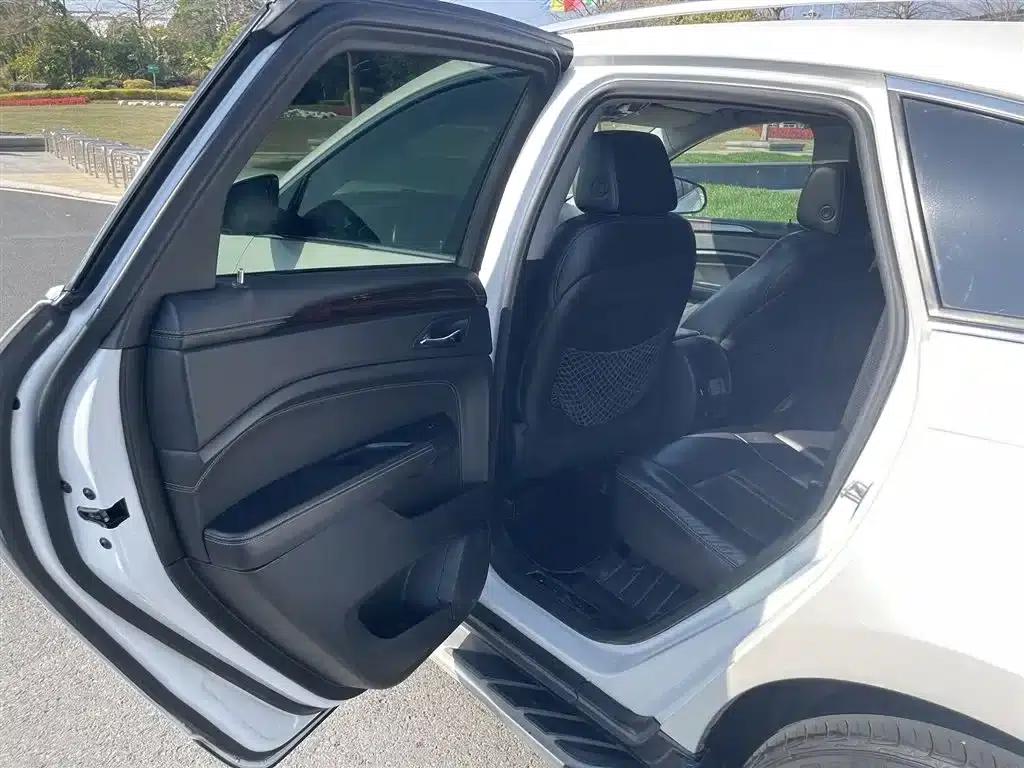 2013 Cadillac SRX 3.0L Premium Edition — миниатюра 15
