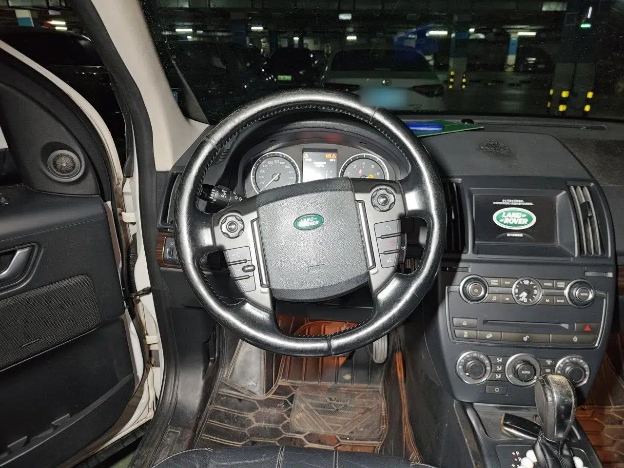Land Rover Freelander 2 2014 2.0T Si4 SE Gasoline Version — миниатюра 11
