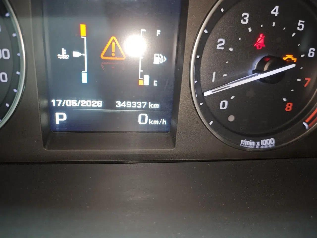 Land Rover Freelander 2 2014 2.0T Si4 SE Gasoline Version — миниатюра 13