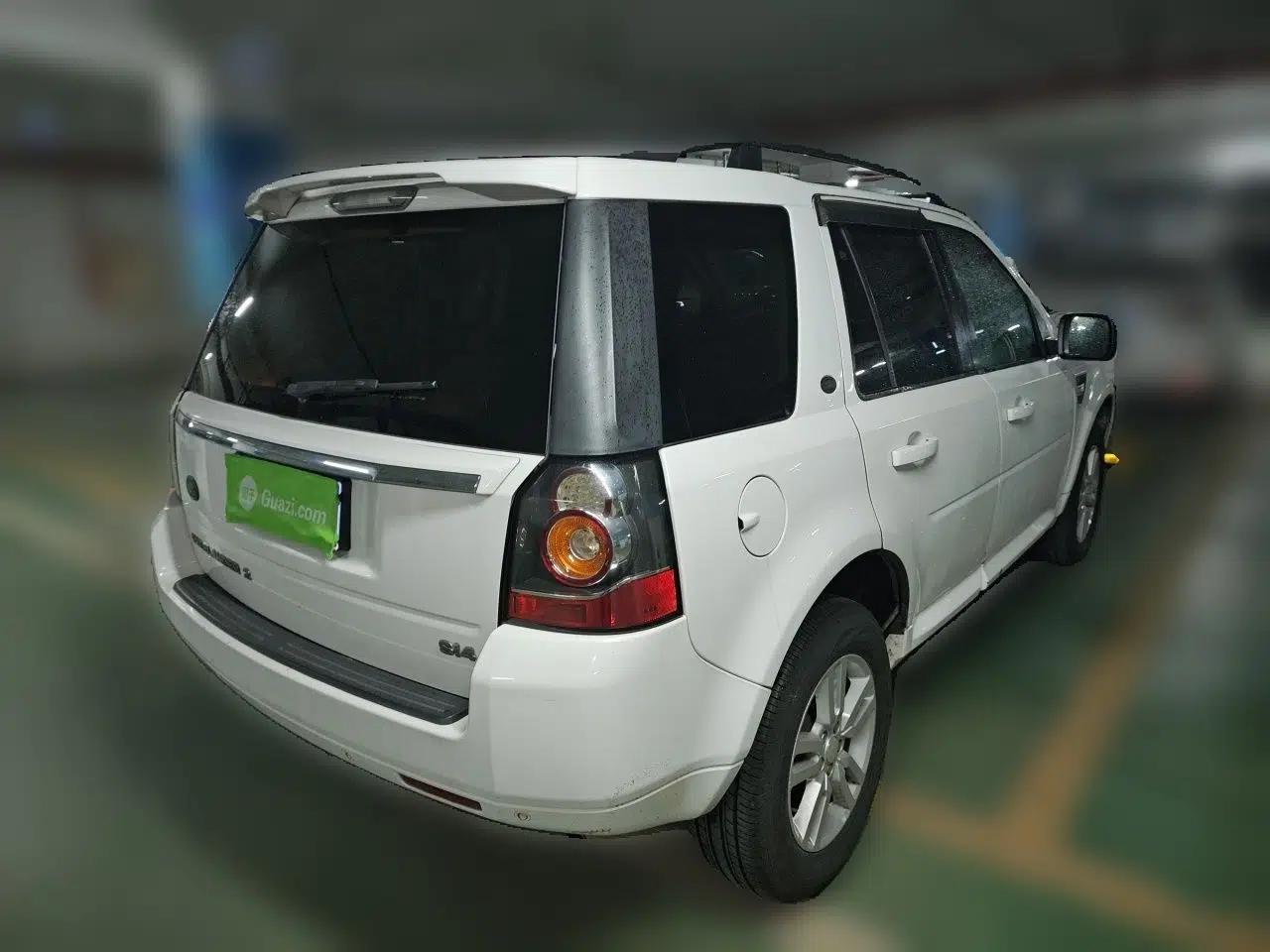 Land Rover Freelander 2 2014 2.0T Si4 SE Gasoline Version — миниатюра 6