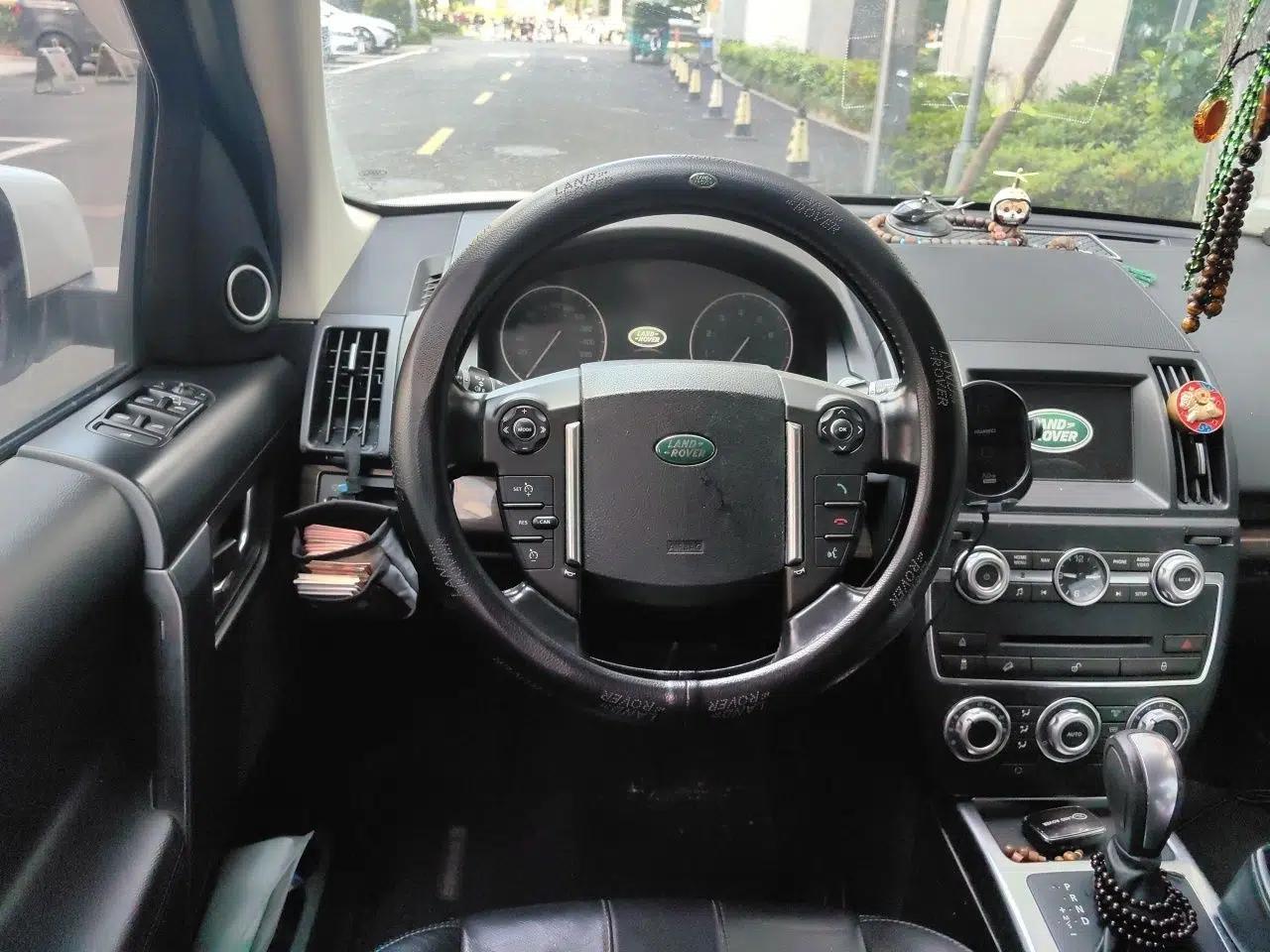 Land Rover Freelander 2 2014 2.0T Si4 SE Gasoline Version — миниатюра 11