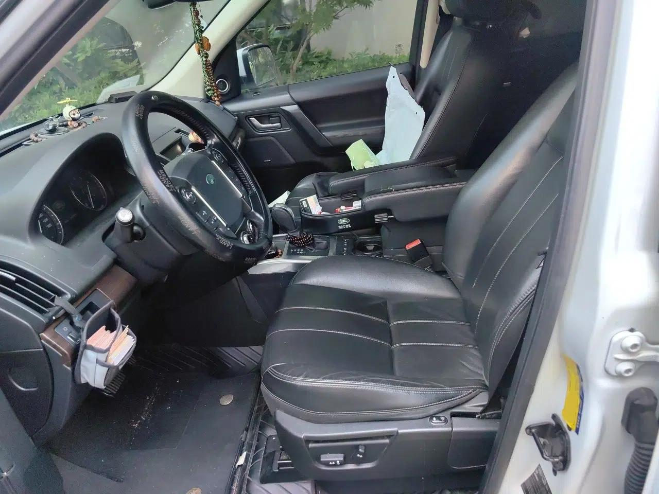 Land Rover Freelander 2 2014 2.0T Si4 SE Gasoline Version — миниатюра 16