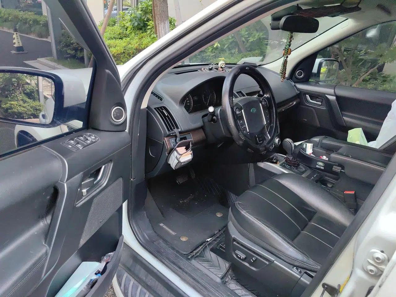 Land Rover Freelander 2 2014 2.0T Si4 SE Gasoline Version — миниатюра 17