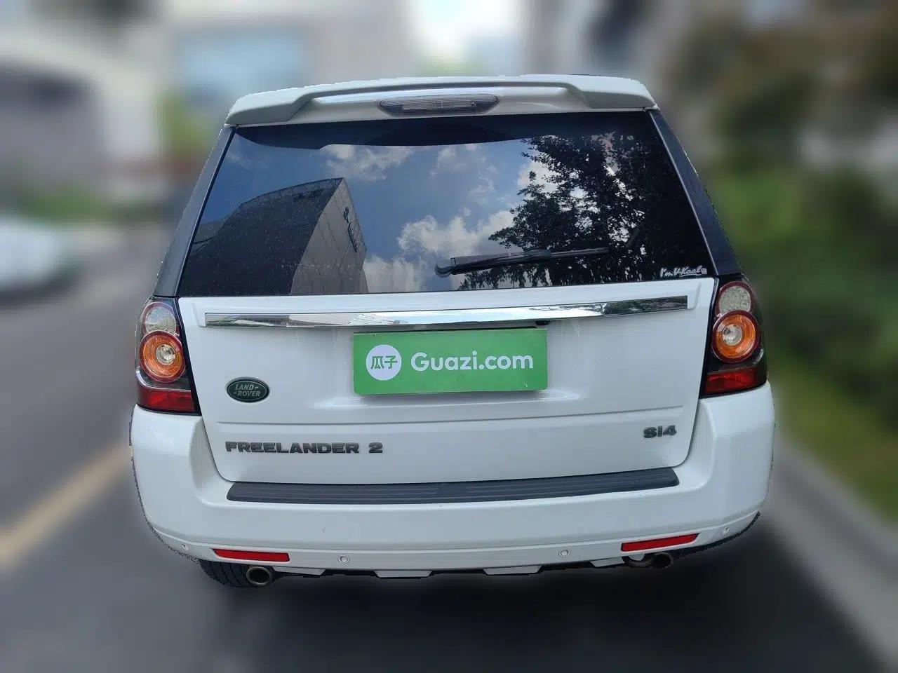 Land Rover Freelander 2 2014 2.0T Si4 SE Gasoline Version — миниатюра 5