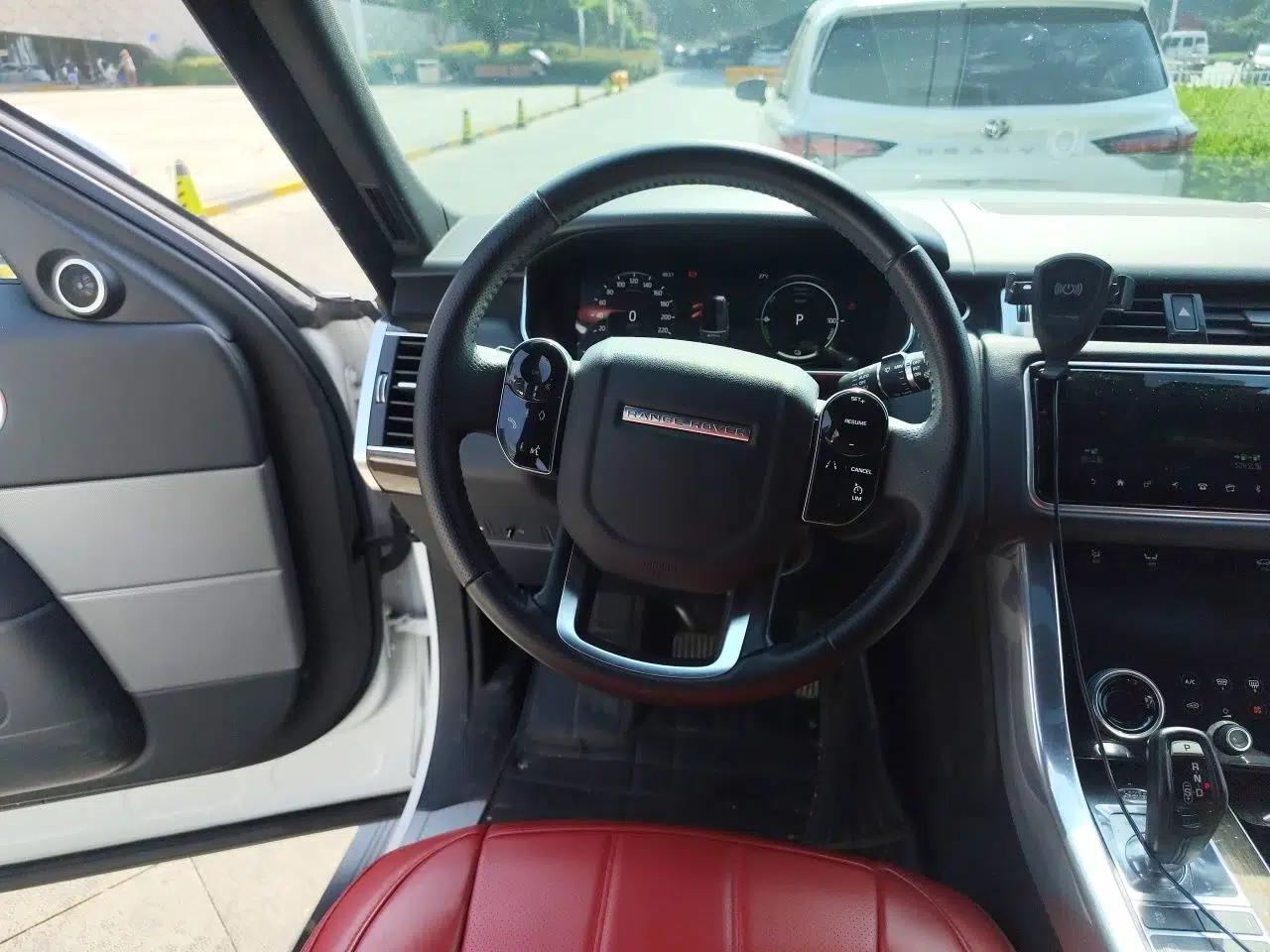 Land Rover Range SportNew Energy 2018 P400e — миниатюра 11